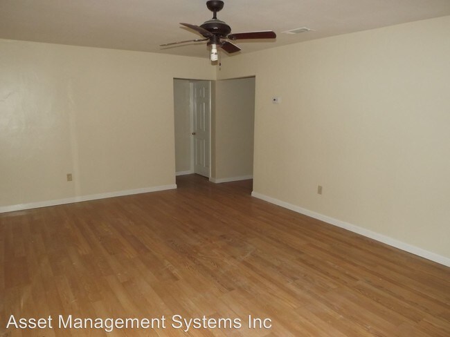 Building Photo - 710 Jannie St