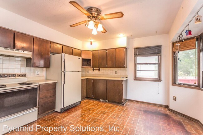 Building Photo - 3 br, 2 bath House - 4001 Richmond Ave