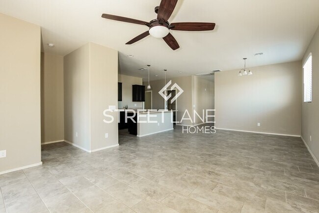 Building Photo - REDUCED!