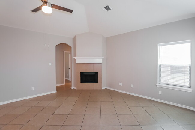 Building Photo - 2113 Beacon Way