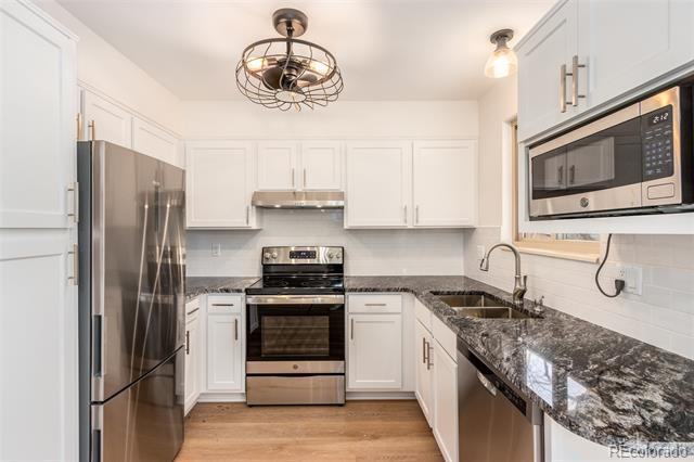 Foto del edificio - 3945 Hoyt Ct