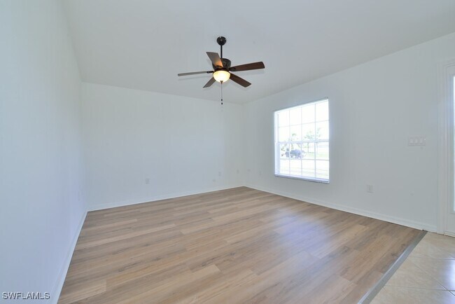 Foto del edificio - 343 NE 10th St