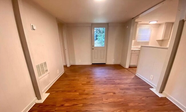 Building Photo - 507 Cedar Crest Ct