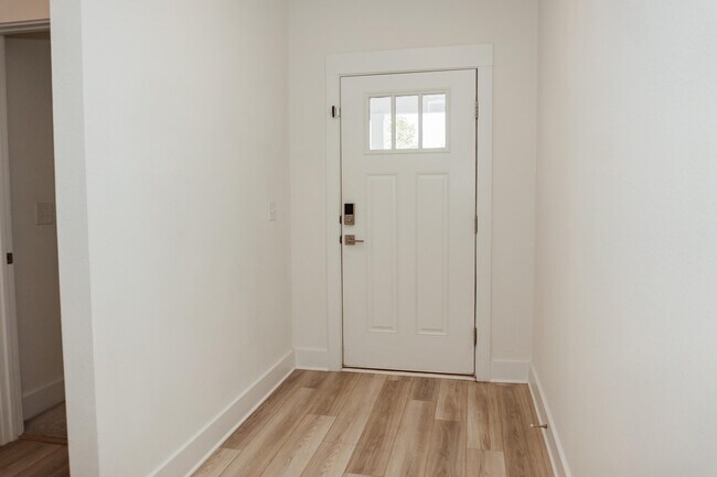 Foto del edificio - 233 Lyla Ln