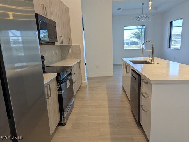 Foto del edificio - 1227 NW 40th Pl