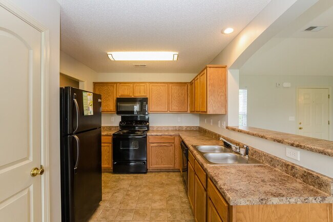 Building Photo - 10221 Adikson Dr