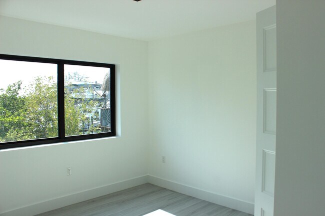 Foto del edificio - 85 Coco Plum Dr
