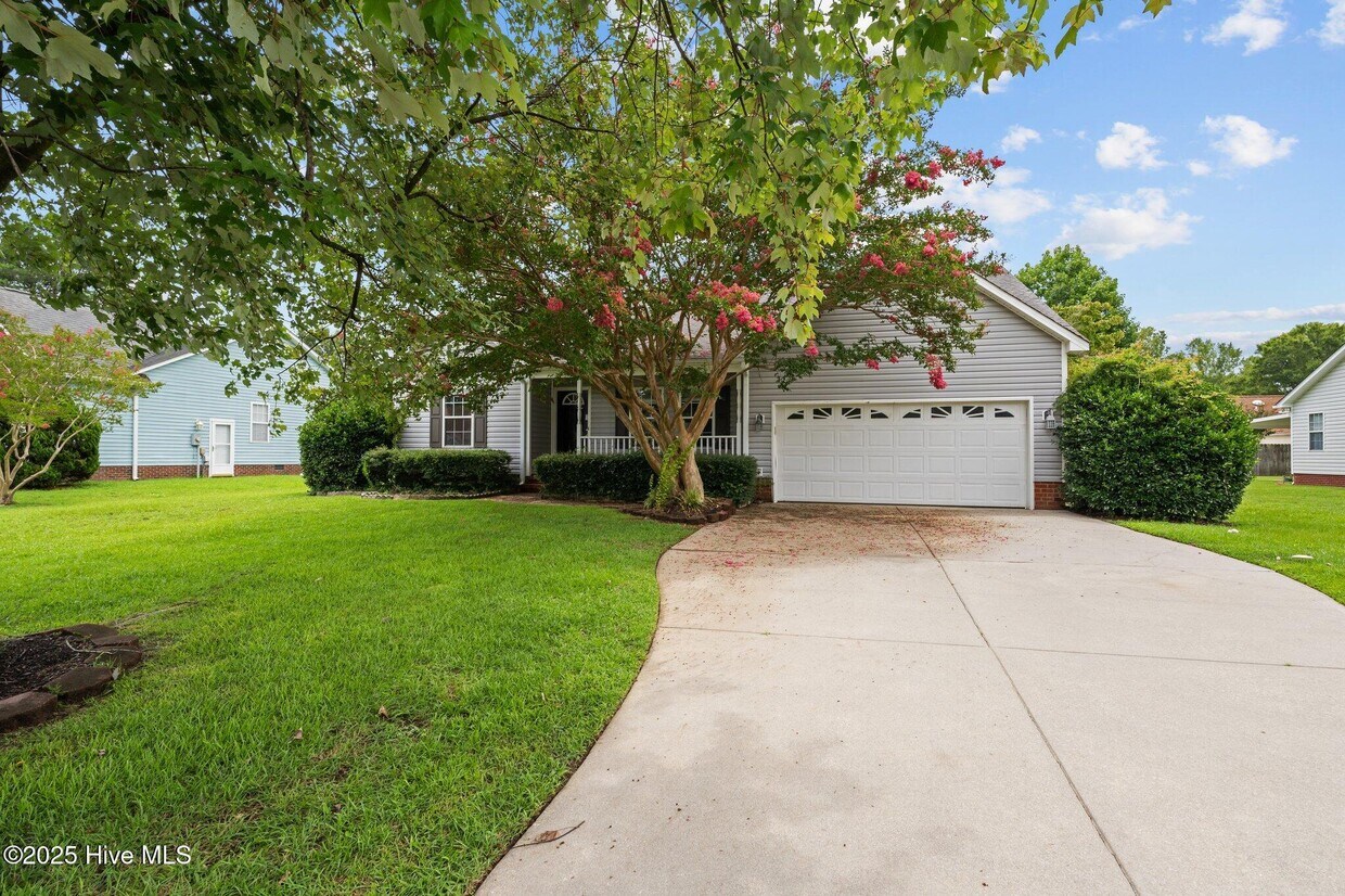 Foto principal - 4218 Yarmouth Rd
