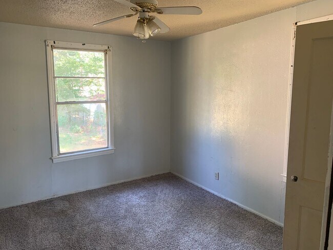 Foto del edificio - 1536 Alma St