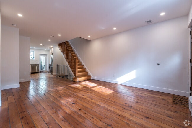 Building Photo - 1311 Sigel St