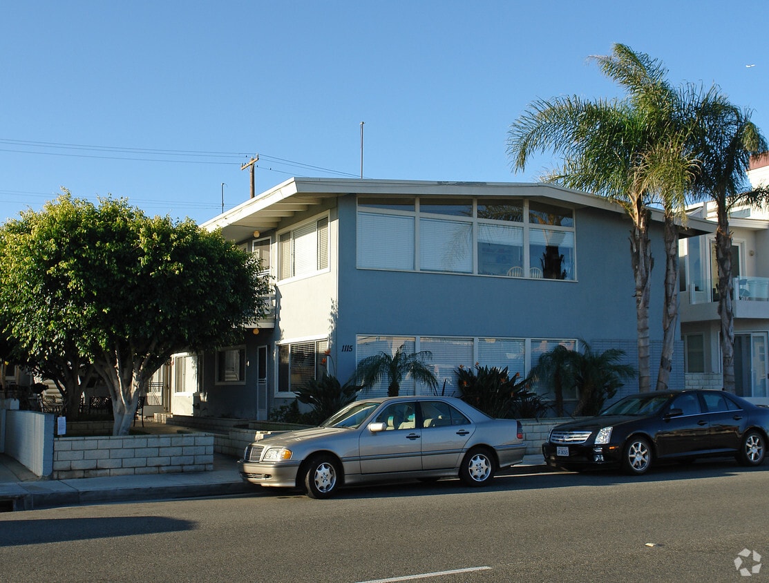 Primary Photo - 1115 W Balboa Blvd