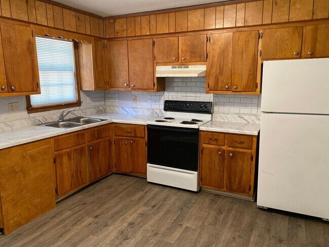 Foto del edificio - 749 Rushmeade Rd