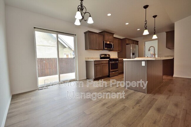 Foto del edificio - 316 Ashlin Ct