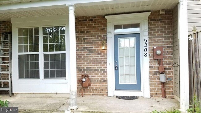 Building Photo - 5208 Duke Ct