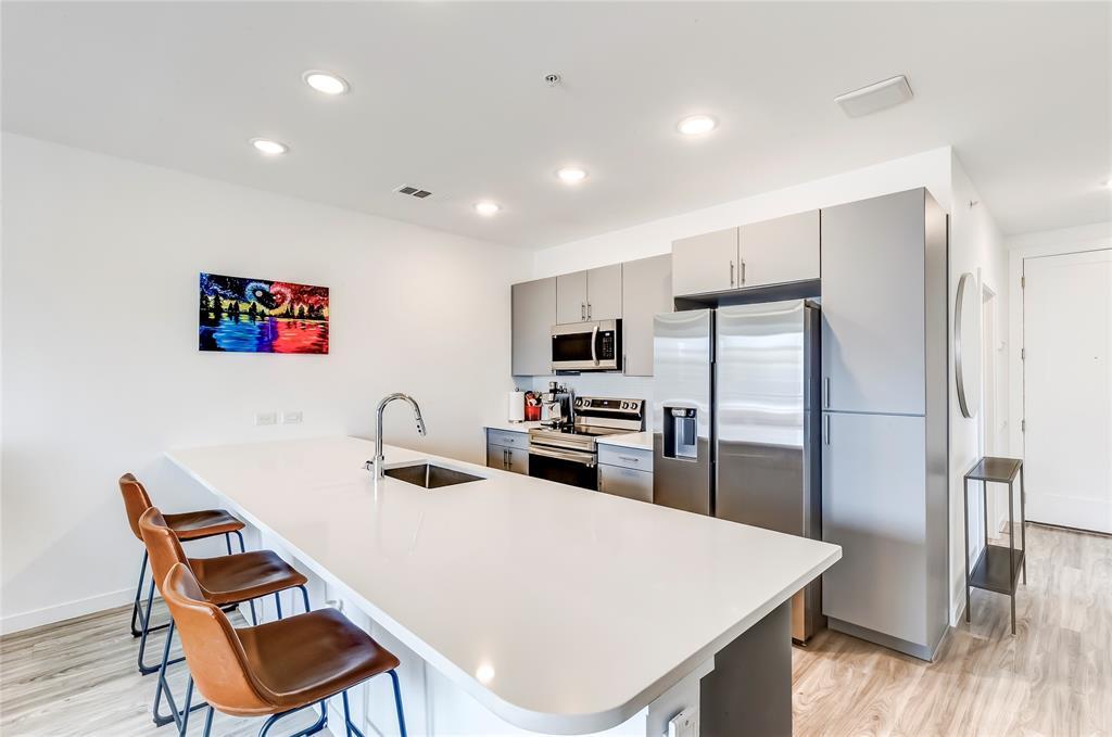 Foto principal - 4801 Springdale Rd
