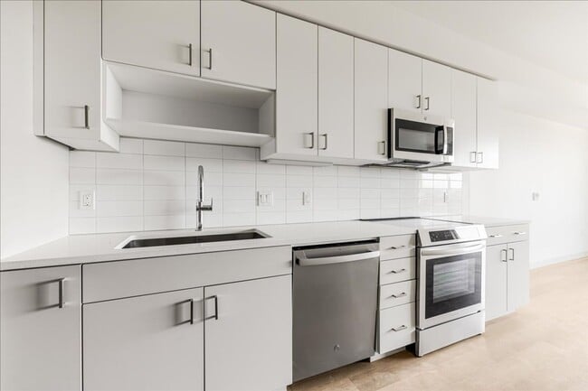 Interior Photo - The Steward