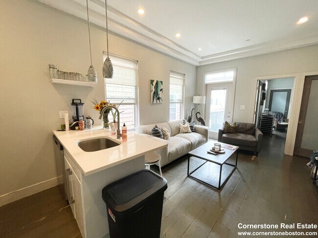 Foto del edificio - 24 Washburn St