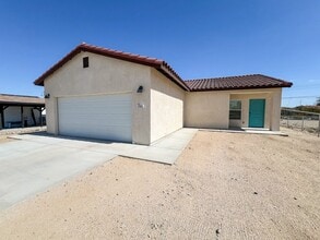 Building Photo - 6565 Persia Ave