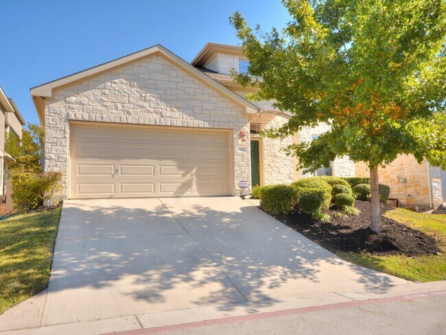 Foto del edificio - Stylish 3-Bedroom, 2.5-Bath Home in Prime ...