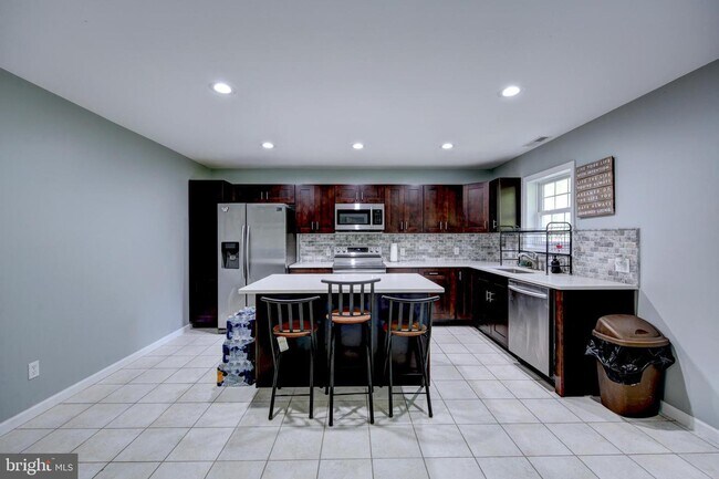 Foto del edificio - 4392 Allen Rd