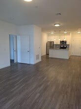 Building Photo - 687 Ocean Ave