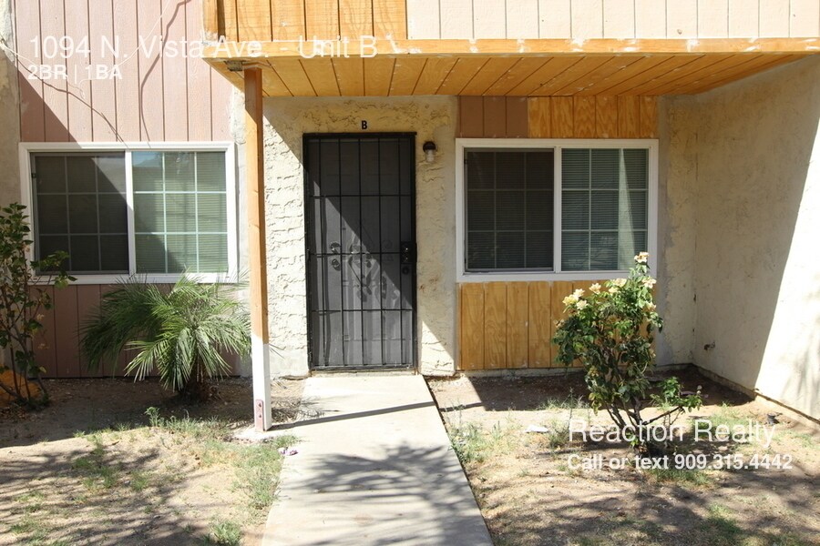 Foto principal - 1094 N Vista Ave