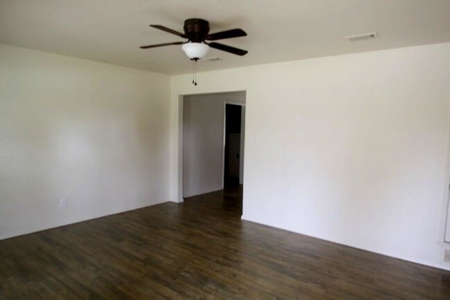 Foto del edificio - 601 Mary St