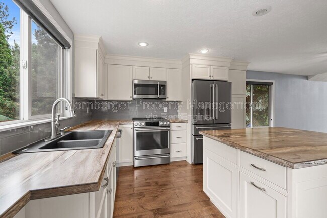 Foto del edificio - 3807 S Woodward Rd
