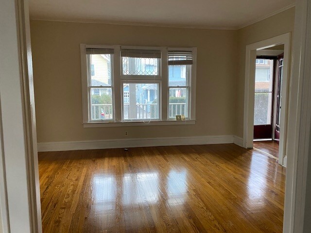 Foto principal - 126 Peck Ave