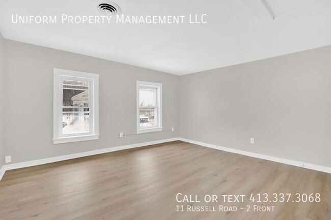 Building Photo - 11 Russell Rd