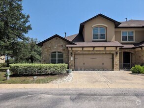 Building Photo - 325 Lombardia Dr