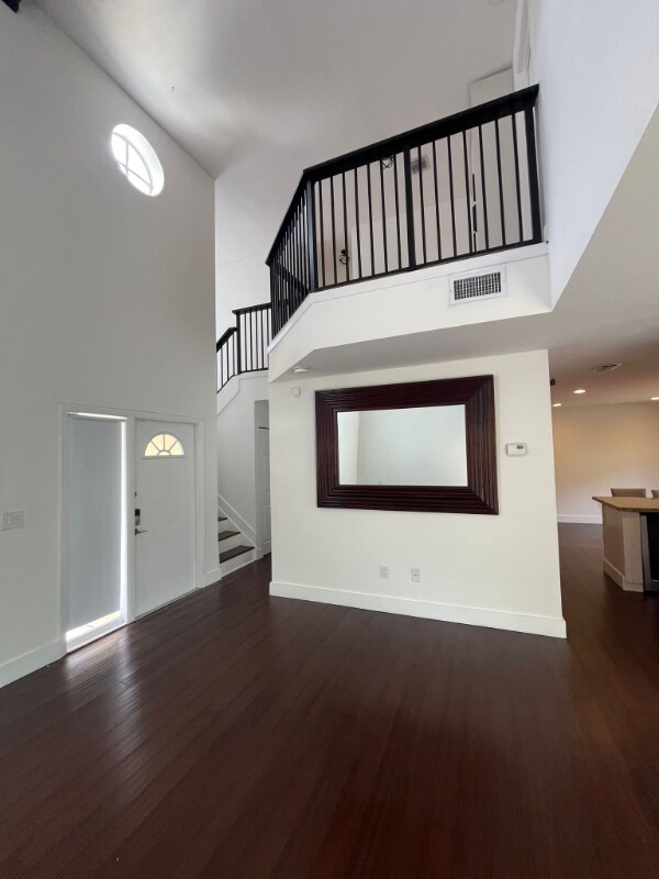 Foto del edificio - 9995 NW 51st Terrace