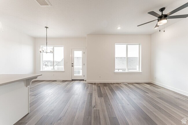 Building Photo - RES_VANDERBEEK_4702