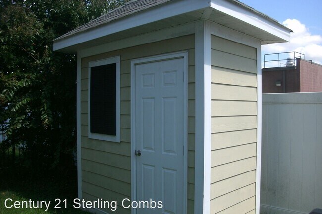 Building Photo - 3 br, 2.5 bath House - 3745 Savannah Way