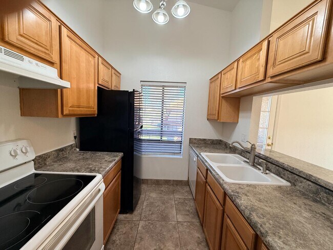 Foto del edificio - 14203 N 19th Ave