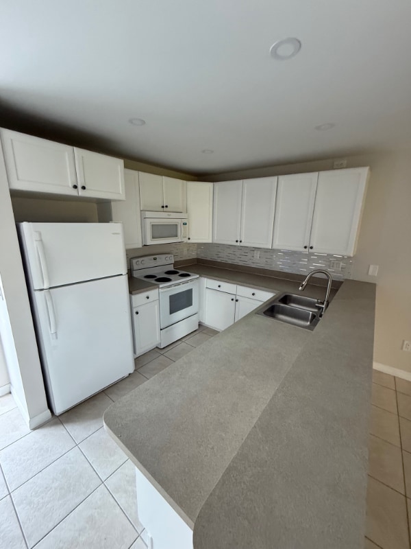 Foto del edificio - 1025 SE 12th St