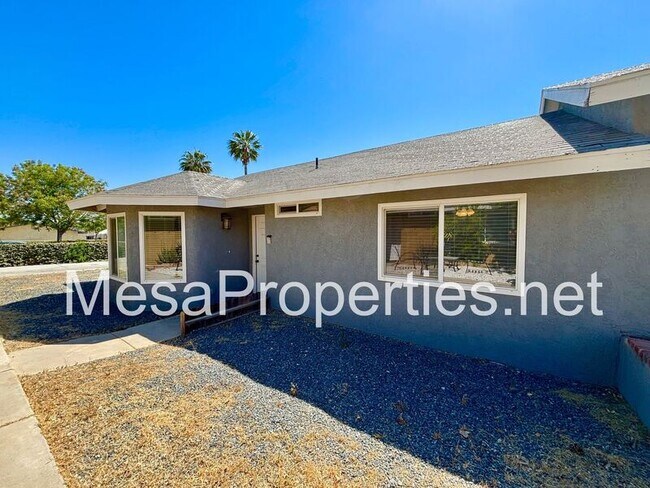 Foto del edificio - 16461 Spruce St