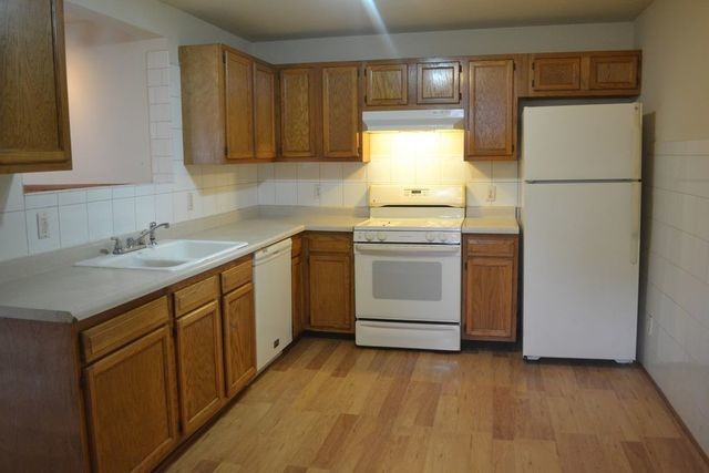 Foto del edificio - 27931 W Grass Lake Rd