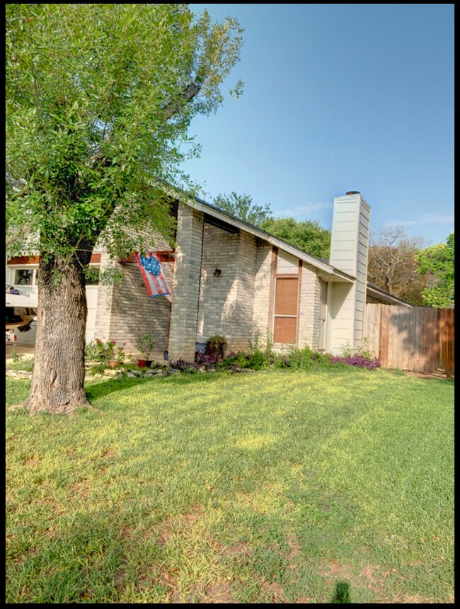 Building Photo - 7310 Fernview