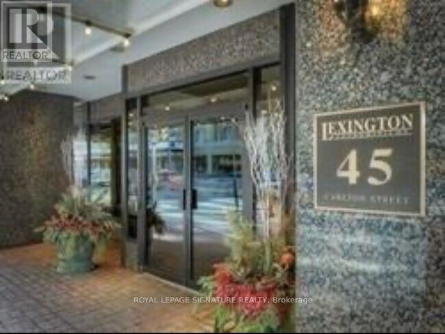 Building Photo - 45 Carlton St.