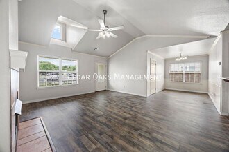 Building Photo - 1304 S C Ct