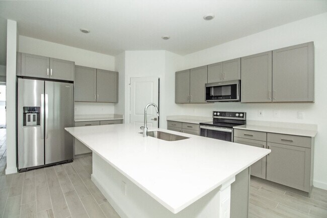 Foto del edificio - 5929 SE Sky Blue Cir