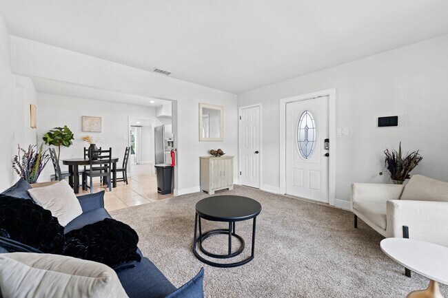 Foto del edificio - 4411 Perch St