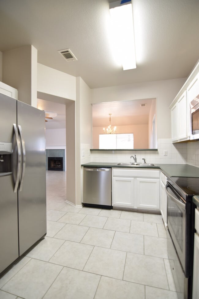 Building Photo - 4405 Kit Carson Trail