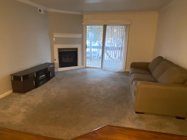 Living Room - 2001 Tall Oaks Dr