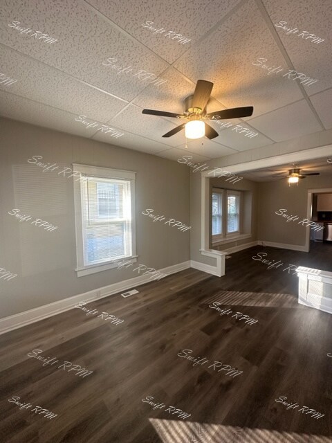 Foto del edificio - 2638 N Early St