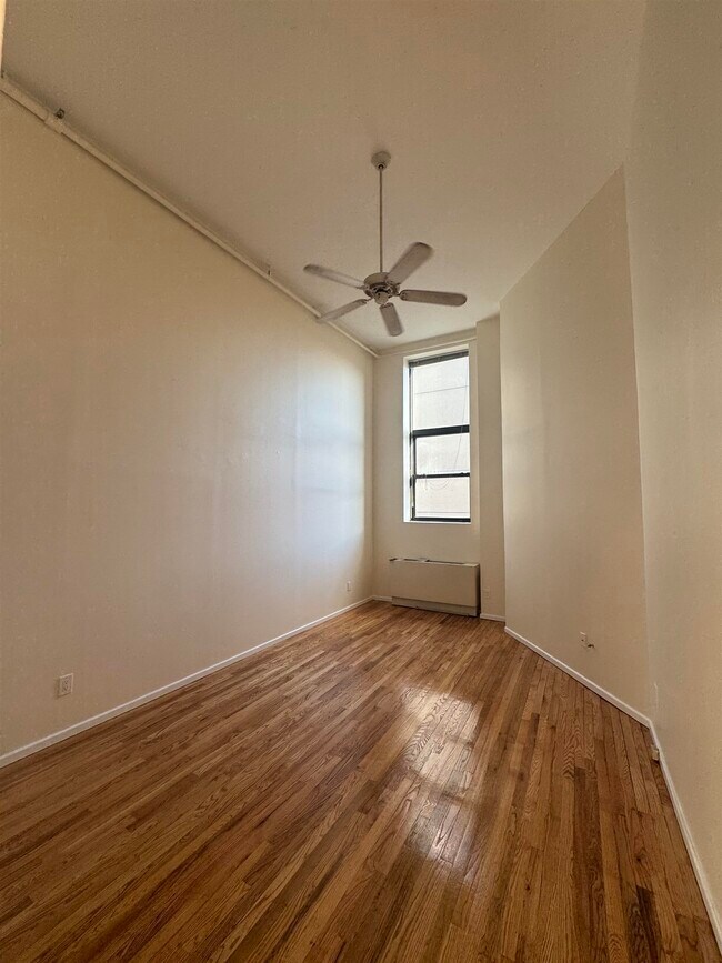 Foto del edificio - 80 Park Ave