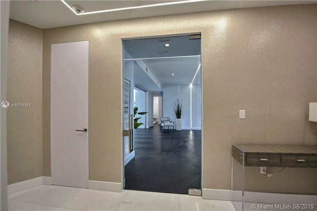 Foto del edificio - 20 Isle of Venice Dr