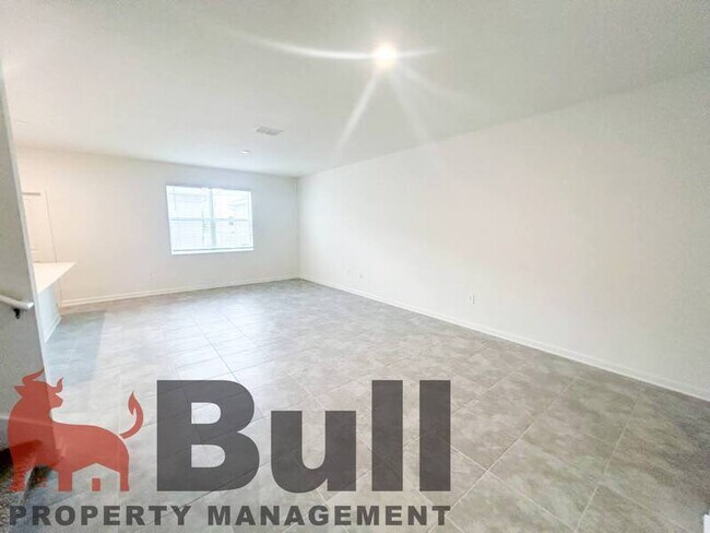 Foto del edificio - 2786 Fitness St