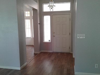 Foto del edificio - 8531 Heather Cross Way